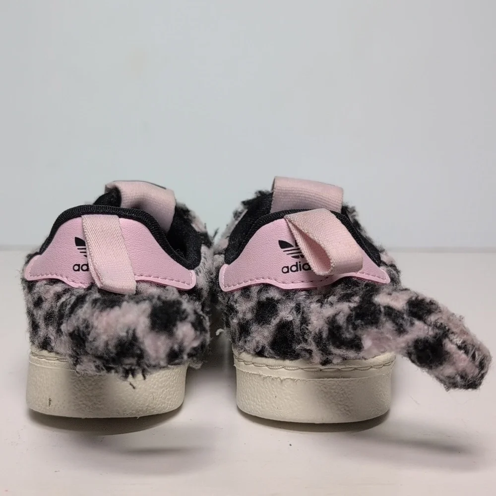Adidas Kitty Cat Leopard Print slip on Sneakers - Black and Pink toddler size 4